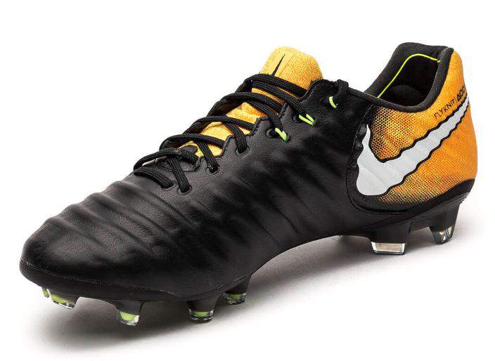 Nike Tiempo Taglia 35 Le scarpe da calcio su Zalando